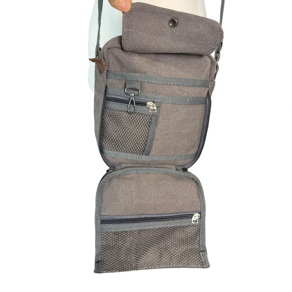 Lo Oulilai Unisex Crossbody Bag Canvas Brown‎ Multiple Pockets Travel Messenger